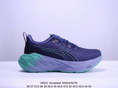 真标带半码！ Asics 亚瑟士novablast 4.0 男女士运动鞋 缓震回弹透气耐磨跑鞋 一鞋一科技：Novablast 4，跑鞋中底同时实现厚软轻弹。主