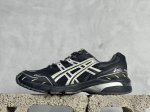开学福利 Asics Tiger Gel- 0系列亚瑟士低帮户外风休闲运动跑步鞋 早在 年 Asics 就推出了流行的 2004 Gel- 0 的新版本 该产品