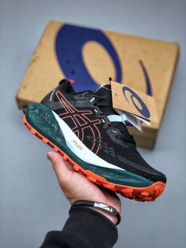 Asics Gel-Trabuco 13 亚瑟士复古透气休闲鞋缓震男子耐磨跑步鞋 1011B97 01 #鞋面采用无缝线鞋面，贴合脚型，穿着舒适；中底 °环绕式