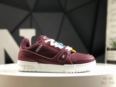 路易威登 Louis Vuitton Lv路易威登板鞋 乘风破浪的姐姐争先种草款,舒适透明底和百搭性霸屏整个时尚娱乐圈，正品1:1套楦复刻，细节调整完美主义！鞋