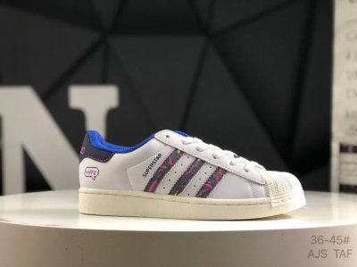 阿迪达斯 Ad Originals Superatar贝壳头 原装公司级实拍 采用全新头层拼接皮革材质 后跟采用特色3D立体印字 渠道正品订单 诠释市场最高工艺