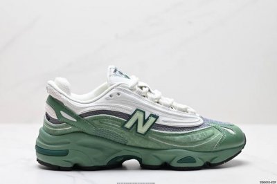 340 公司级新百伦New Balance 1000 系列低帮复古老爹风休闲运动跑步鞋 new Balance 在不同配色上其鞋面材质呈现不同感觉，无论是运动风