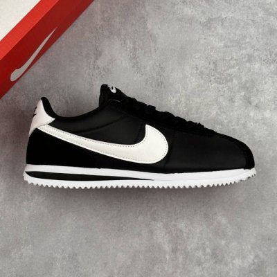本地 核心私 公司级 W Nike Classic Cortez 耐克经典轻便舒适阿甘鞋休闲跑步鞋运动鞋 纯粹而执着的精神 使得Cortez种在了一代人的心里