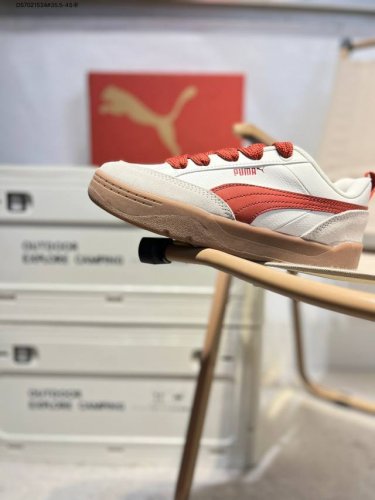 puma 彪马 男女运动板鞋 原楦原纸版开发版型 采用环保纤维革组合翻毛皮饰片鞋面材质 外置耐磨橡胶大底蕾哈娜同系面包鞋太好看了 彪马puma park Lif