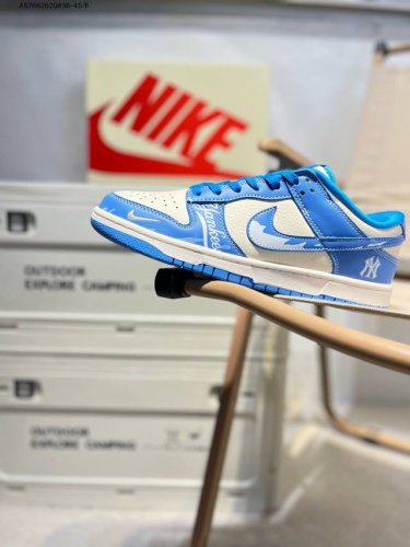Nike Sb Dunk Low 大厂出品 极力推荐 新配色 原装头层材料 独家版型蒸餾加工 帶來的是更好的视觉和脚感体验 大厂纯原品质出货 清洁度 电绣工艺
