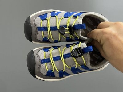 keen潮牌新款Motozoa超轻户外儿童跑鞋 Size：23-37码 户外大佬 Keen系列 高端1:1原版定制，代购一鞋难求. 防踢护鞋头设计，透气性网面拼