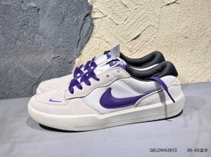 耐克Nike Sb Force 58款 是一款将前沿创新带入街头的单品 它具有硫化杯底 具有出色的耐用性和灵活性 使用帆布和绒面革 在饰面上放置通风口 它自始至