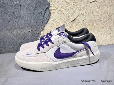 耐克Nike Sb Force 58款 是一款将前沿创新带入街头的单品 它具有硫化杯底 具有出色的耐用性和灵活性 使用帆布和绒面革 在饰面上放置通风口 它自始至