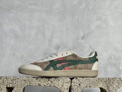 asics Onitsuka Tiger Tokuten 亚瑟士鬼冢虎男女中性复古运动板鞋轻盈舒适 时尚与复古与一体 轻盈的款式 适合夏天~简单的设定配合修长的