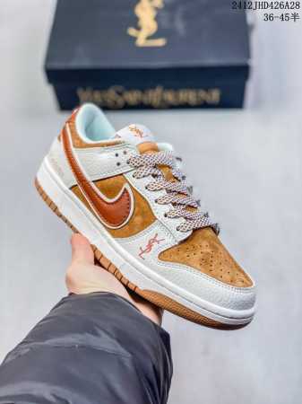 Nike Sb Dunk Low 圣罗兰联名米白棕红钩 性价比天花板 尝鲜先行版 原装头层材料 独家版型蒸餾加工 帶來的是更好的视觉和脚感体验 大厂纯原品质出货 - 点击图像关闭