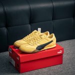 200 核心私 Puma Ut 黄黑 彪马罗马阿莫尔系列 复古运动休闲赛车跑鞋 全球知名运动品牌Puma宝马赛车系列 融合了宝马车队的标志性配色 以趣味十足又前