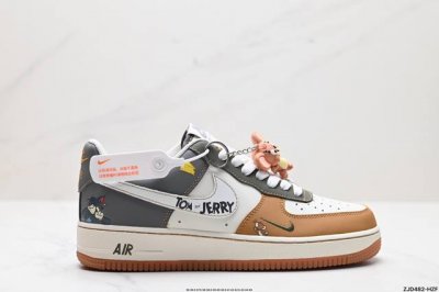 公司级nike Air Force 1‘07 原楦头原纸板 打造纯正低帮空军版型 专注外贸渠道 全掌内置蜂窝气垫 原盒配件 原厂中底钢印、拉帮完美 官方货号:D