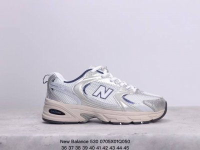 New Balance 530 复古跑鞋 小红书爆款 官网售罄 这双鞋确实是nb家经典复古款式之一，以全新科技诠释，成功打造530鞋款，鞋面在保持530基本线条