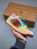 FGucci~~2025最新配色小脏鞋 休闲鞋 运动鞋 zp开发纯原版本 金属双G水晶圆柱形标 Gucci原版纹织带 鞋面头层羊皮拼接双G压花牛皮 皮面切口全油