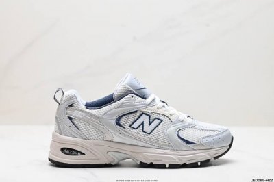 公司级新百伦 Nb530 New Balance 530 复跑古鞋nb530这鞋双确实是nb家经复典古款式之一，以全科新技诠释，成打功造530鞋款。鞋面保在持5