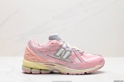 公司级新百伦new Balance M1906系列 复古单品宝藏老爹鞋款 公司级 复古元素叠加 质感超级棒 楦版型材料细节做工精细 作为nb最经典的档案鞋型之一