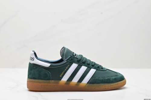 公司级Adidas Handball Spezial 阿迪达斯经典款 复古休闲板鞋 全鞋采用反毛皮制作 牛筋耐磨大底 承载青春情怀的板鞋 经典三条杠装饰鞋侧 品