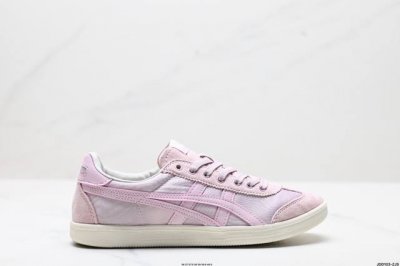 公司级亚瑟士 Onitsuka Tiger Tokuten 复古低帮休闲跑鞋 实拍首发 Tokuten的灵感来源于80年代的室内用鞋 T-Toe前足补强设计 室