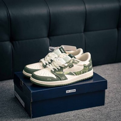 340 核心私 Air Jordan 1 乔丹篮球鞋男女运动鞋潮流板鞋 货号：Xs2024 004 尺码：36 37 37.5 38 38.5 39 40 40