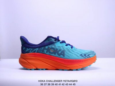公司级小红书推荐hoka M Challenger Atr 7全新配色 这个品牌来自于新西兰的毛利语，Hoka表示大地，One One表示飞越，连起来就是飞越地