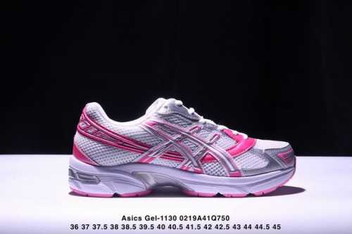 Asics Gel-1130 亚瑟士新款运动跑步鞋 Asics Gel-1130可以称得上是复古美学的入门代表作，它所呈现的是千禧年后期的时代变迁风格。 整双鞋