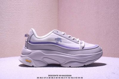 公司级Descente Dualis 迪桑特都市通勤时尚防滑低帮生活休闲鞋 Descente 迪桑特 创立于1935年 品牌名取自法语词汇 意为 滑降 品牌箭头
