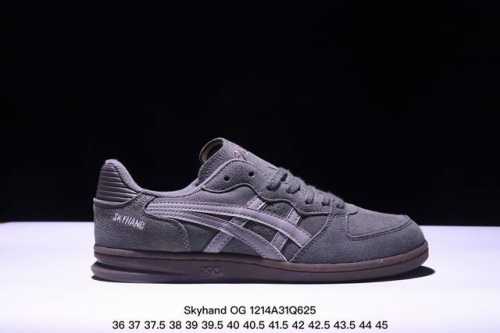 Asics 亚瑟士 男女鞋真标半码制，升级原楦原纸版开发，采用翻毛皮组合纤维革饰片鞋面材质，外置耐磨耐弯折rb橡胶大底日产经典老牌-鬼塚虎联名丹麦家居品牌hay