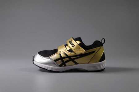 Asics亚瑟士平衡车童鞋2024新款男女童防滑运动鞋耐磨比赛训练鞋 尺码：26码-33.5码 - 点击图像关闭