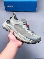 Hoka Hopara 霍帕拉 夏季新款潮流徒步鞋防滑溯溪鞋 这双Hopara继承了Hoka家族的传统，标注性的橡胶化Eva缓震中底，兼具轻盈脚感与出色的缓震。