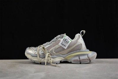 Balenciaga phantom Sneaker 3Xl 官方同步 巴黎世家十代 潮流跑鞋 W3Xl49191 #增加全新设计 在延续 Track Trai
