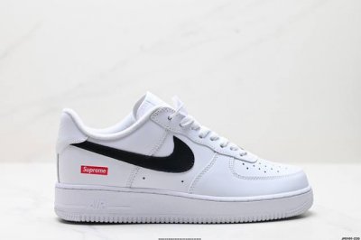 公司级Nike Air Force 1‘07 原楦头原纸板 打造纯正低帮空军版型 专注外贸渠道 全掌内置蜂窝气垫 原盒配件 原厂中底钢印、拉帮完美 货号:Cu9