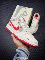 Nk Sb Dunk Low Supreme联名 米白红勾 周年高端定制 低帮休闲板鞋 Kk1688-031 #定制鞋盒 大厂纯原品质出货 超高清洁度 皮料切割