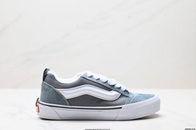 公司级范斯Vans Knu-Skool 翻毛皮 耐磨 低帮 板鞋 尺码:35.5 36 36.5 37 38 38.5 39 40 40.5 41 42 42.