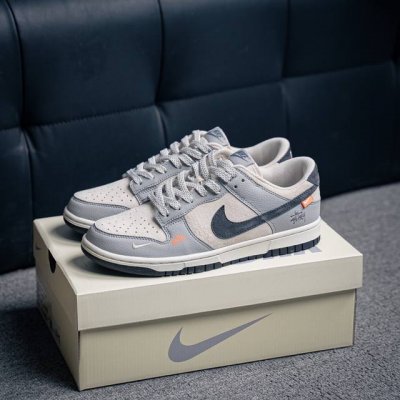 360 核心私 Nike Dunk 全套原楦原模倾力打造完美版型 独家原厂航空铝磨具打磨大底 鞋头坡度极致还原 无解鞋型 原盒原配 圈内天花板工艺 原厂冲刀 超