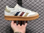 Adidas Originals Samba Xlg 此款以简约大方的造型设计，给人以随性休闲的时尚格调，穿着舒适轻便，运动灵活自如，满足日常个性穿搭。 货号：