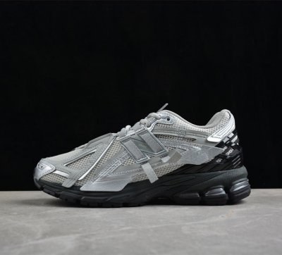 New Balance 1906系列复古老爹风休闲运动慢跑鞋 U1906Aaf #采用轻质牛剖革拼接透气网眼衬垫织物鞋面材质 T-Beam大底提供足步弓支撑，保