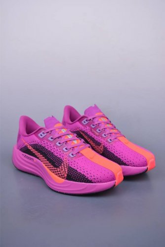 Nike Reactx pegasus plus 公司级 飞马跑步鞋 市售最高品质 全新高端零售平台专供 细节区别市面真标 后跟覆面和中足动态支撑巧妙融合 缔造