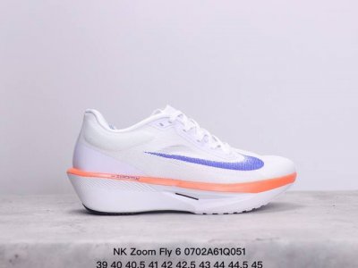 Nk Zoom Fly 6 耐克超弹轻盈跑步鞋 鞋款搭载 Flyknit 材料 打造出众弹性 易于穿脱。采用react技术 轻盈耐穿泡绵打造,铸就出众回弹的顺畅