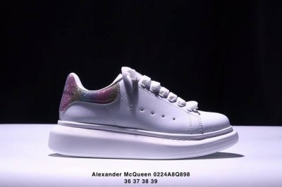 真标意大利高奢品牌Alexander Mcqueen亚历山大 麦昆 Sole Leather Sneakers低帮时装厚底休闲运动小白鞋 货号:553770 W