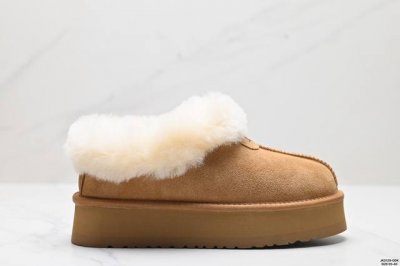 公司级ugg 绒面 英伦风厚底增高柔软舒适 日常通勤 加绒保暖 雪地靴 尺码:35-40 Id:Jkd129-Ddk