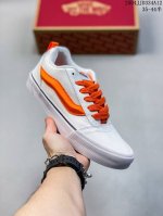 小红书爆款来袭 奶蓝 奶粉 神仙配色 Converse匡威 秋冬新款结构1970S经典Logo外层水晶透明塑质Logo，鞋底内衬颜色对应Logo颜色，添加了更多