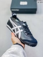 Asics 亚瑟士 男女鞋真标半码制，原楦原纸版开发版型，采用粒面头层皮革组合太空革饰条鞋面材质，内嵌冲孔缓震ortholite 欧索莱 透气吸汗鞋垫贴附人体工