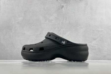 放店私 东莞原厂 欧洲订单 无盒软包crocs卡骆驰classic Clog 经典云朵 克骆格复古沙滩洞洞鞋 透明防水袋包装 注意配件需单独购买 经典克骆格升级 - 点击图像关闭