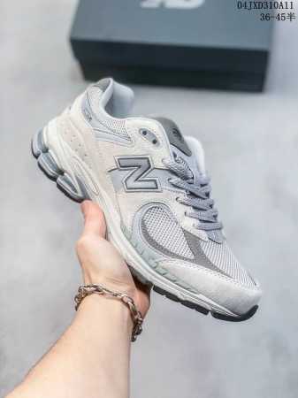 Joe Freshgoods X New Balance Nb2002 联名款 复古休闲运动慢跑鞋 #鞋款灵感源自设计师本人对夏日的怀日回忆。鞋面大身由空间双格 - 点击图像关闭
