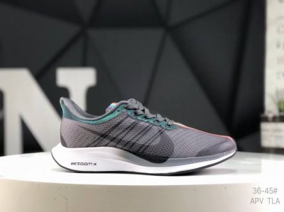 真标带半码耐克 Nike Zoom Pegasus 35 Turbo 登月35代 网纱透气缓震疾速跑鞋。 官方货号：Aj4115 003 Size：36-45