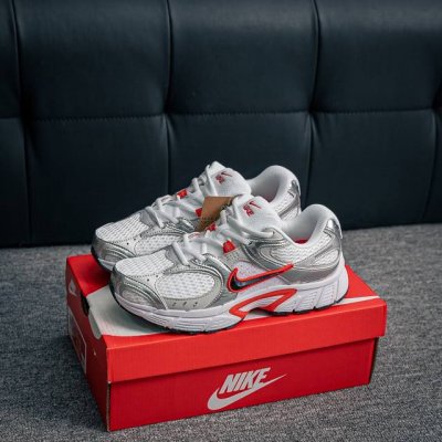 核心私 nike V5 Rnr 千禧年经典复古跑鞋 #搭载泡绵中底厚实而轻盈匠心细节巧搭立体耐克勾标志焕新演绎复古 货号 Hq7901 100 尺码 36 36