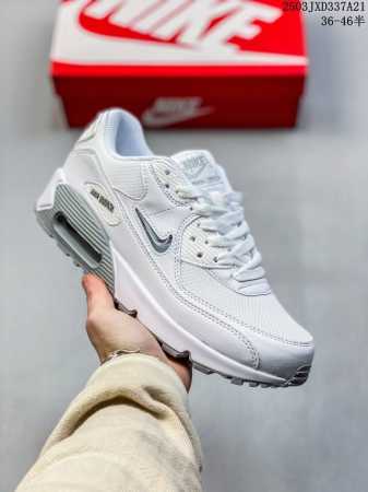 180 公司级耐克Air Max Ivo男女子气垫缓震耐磨运动鞋时尚潮流休闲透气跑步鞋 选用网眼鞋面，脚感舒适透气。鞋舌、鞋侧及后跟处饰有品牌标识，简约大气又时 - 点击图像关闭