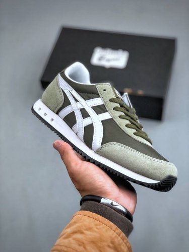 Onitsuka Tiger鬼塚虎 New York 圆头系带耐磨透气 低帮 休闲跑步鞋 货号： 3A205-301 尺码：36-45 半