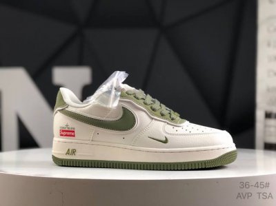 耐克 Nike Air Force 1 07空军一号低帮百搭休闲运动板鞋 柔软 弹性十足的缓震性能和出色的中底设计 横跨复古与现代的外型结合 造就出风靡全球三十
