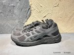 120 福利特价# 亚瑟士Asics跑步鞋Novablast 5 代男女鞋缓震运动鞋耐磨回弹轻量舒适跑鞋 增高老爹鞋 这双鞋还是保留了前几代的基因，依旧使用线条